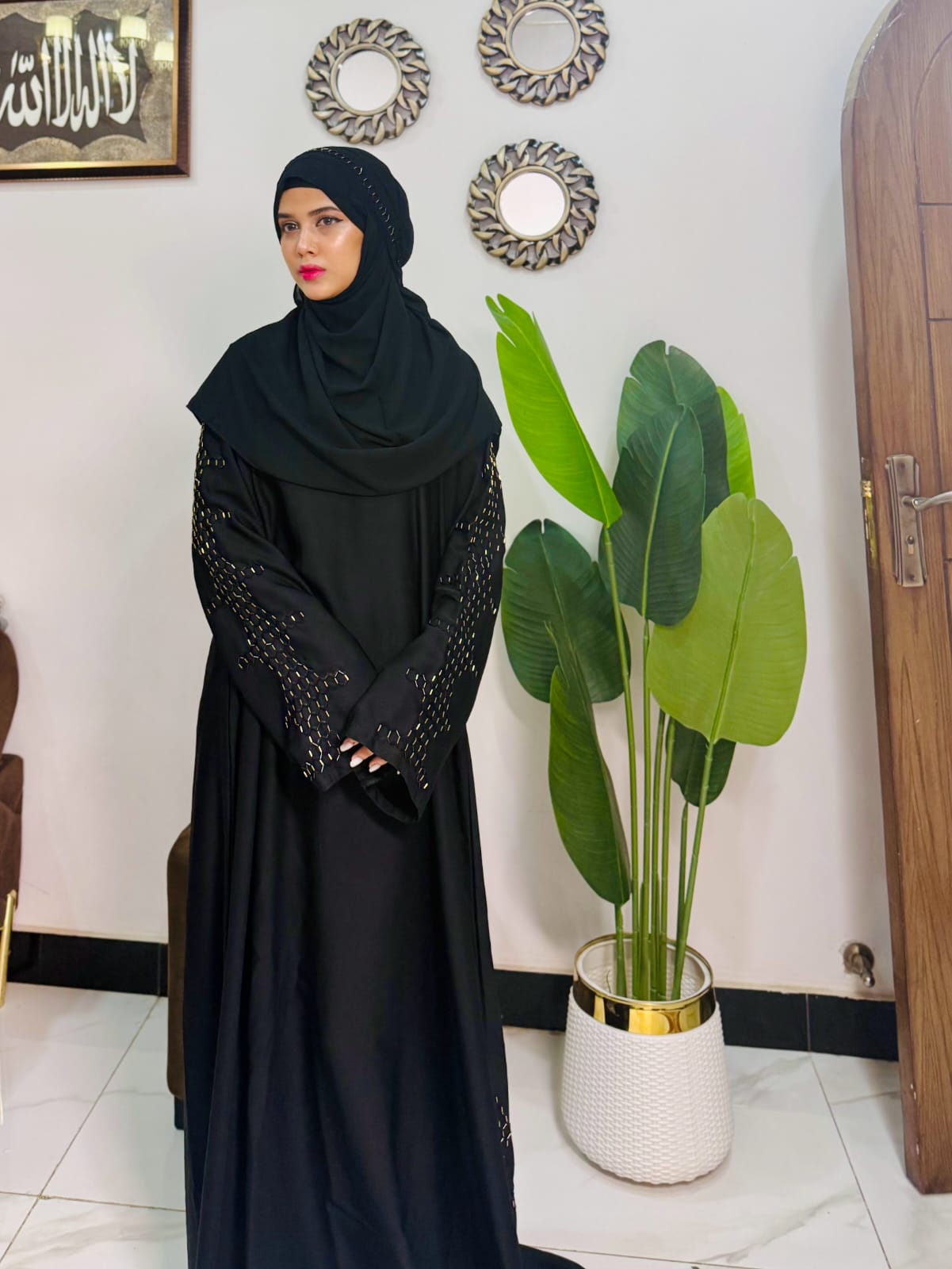 Aleeza Al Haya – Arabian Bride Abaya By Uroosa Vayani