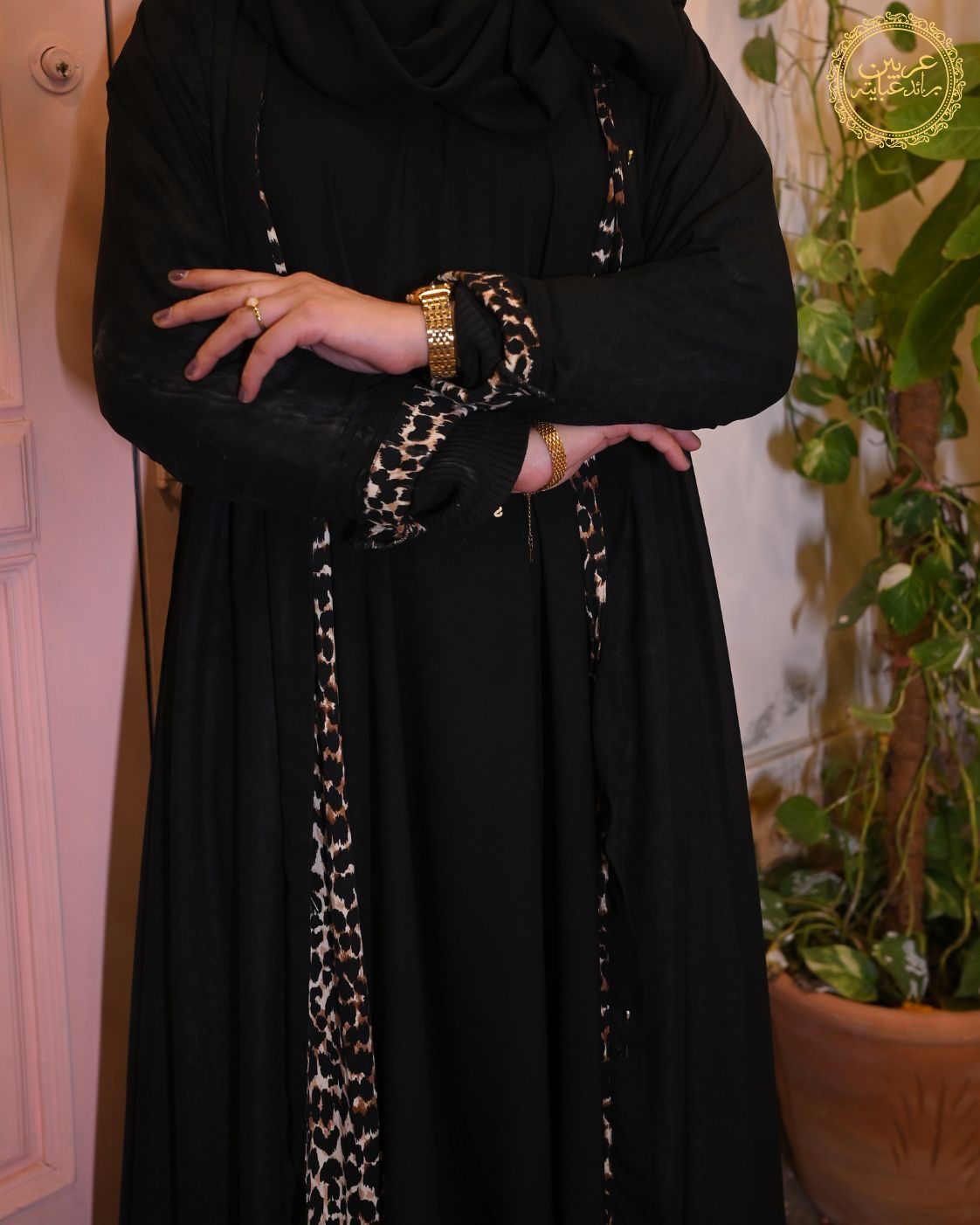 Malikat Al-Fahd Black Korean Nida Cheetah Print Abaya — view 6